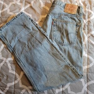 Vintage light wash Levi 505